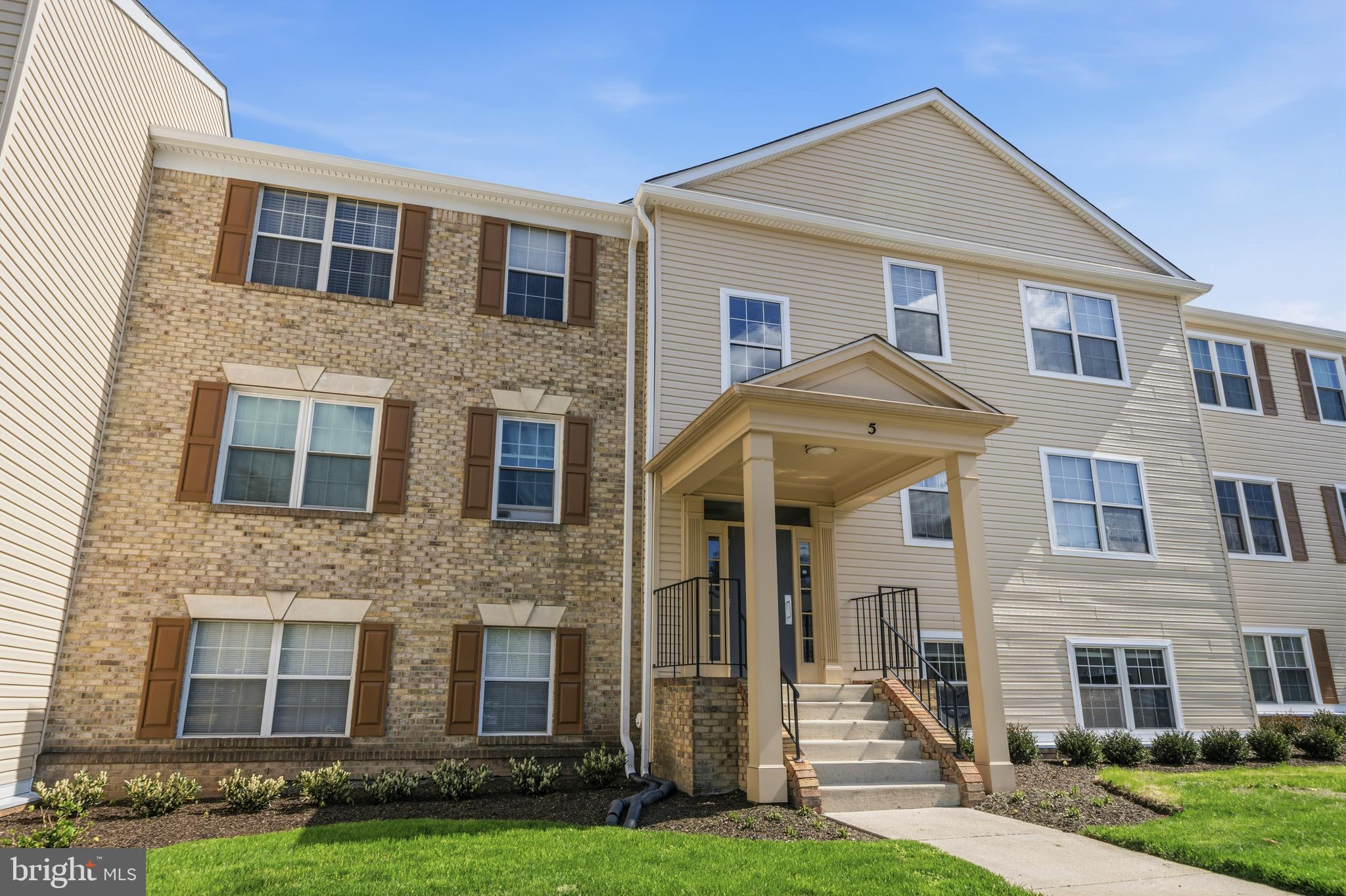 LONGMEAD CROSSING - Residential