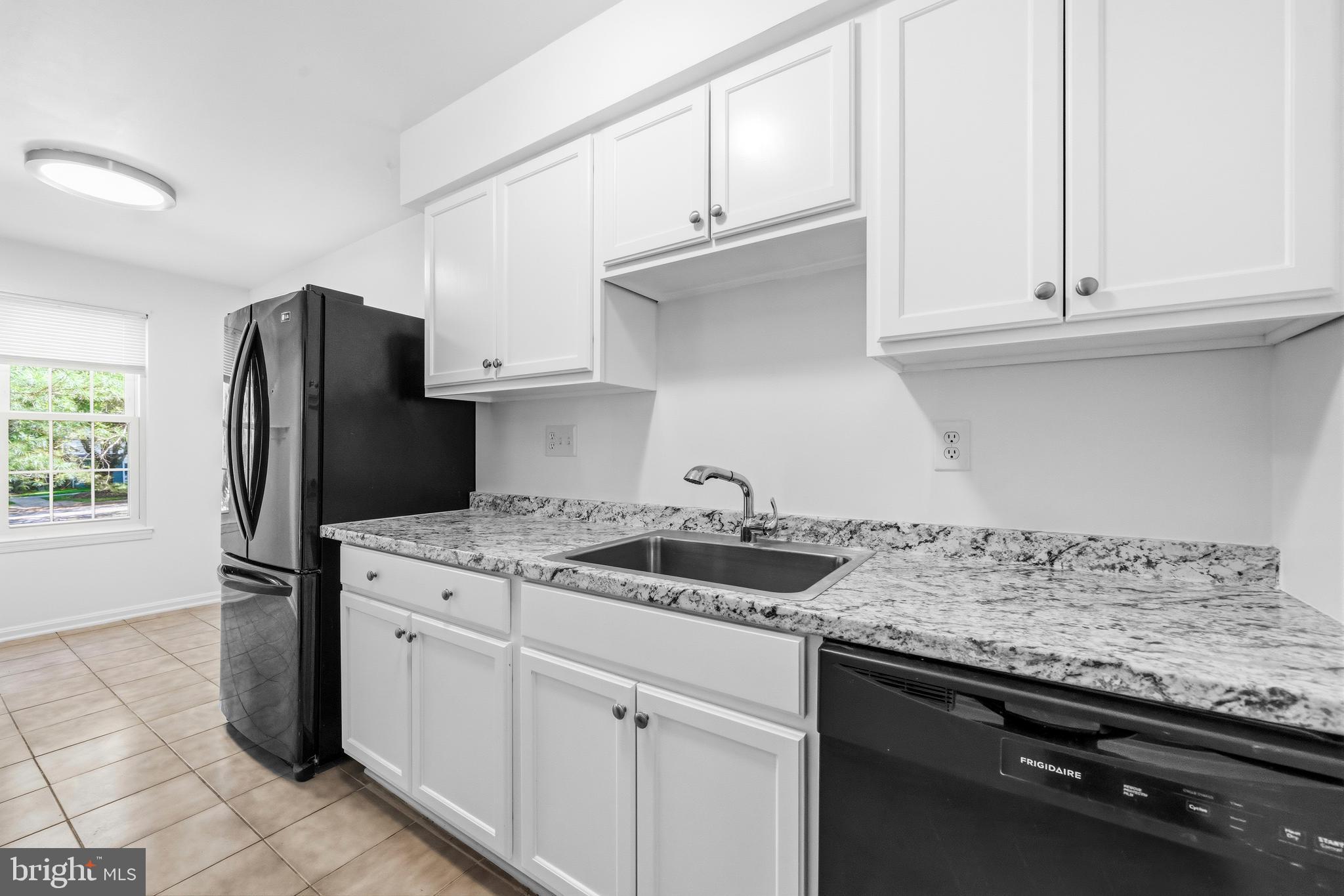 LONGMEAD CROSSING - Residential