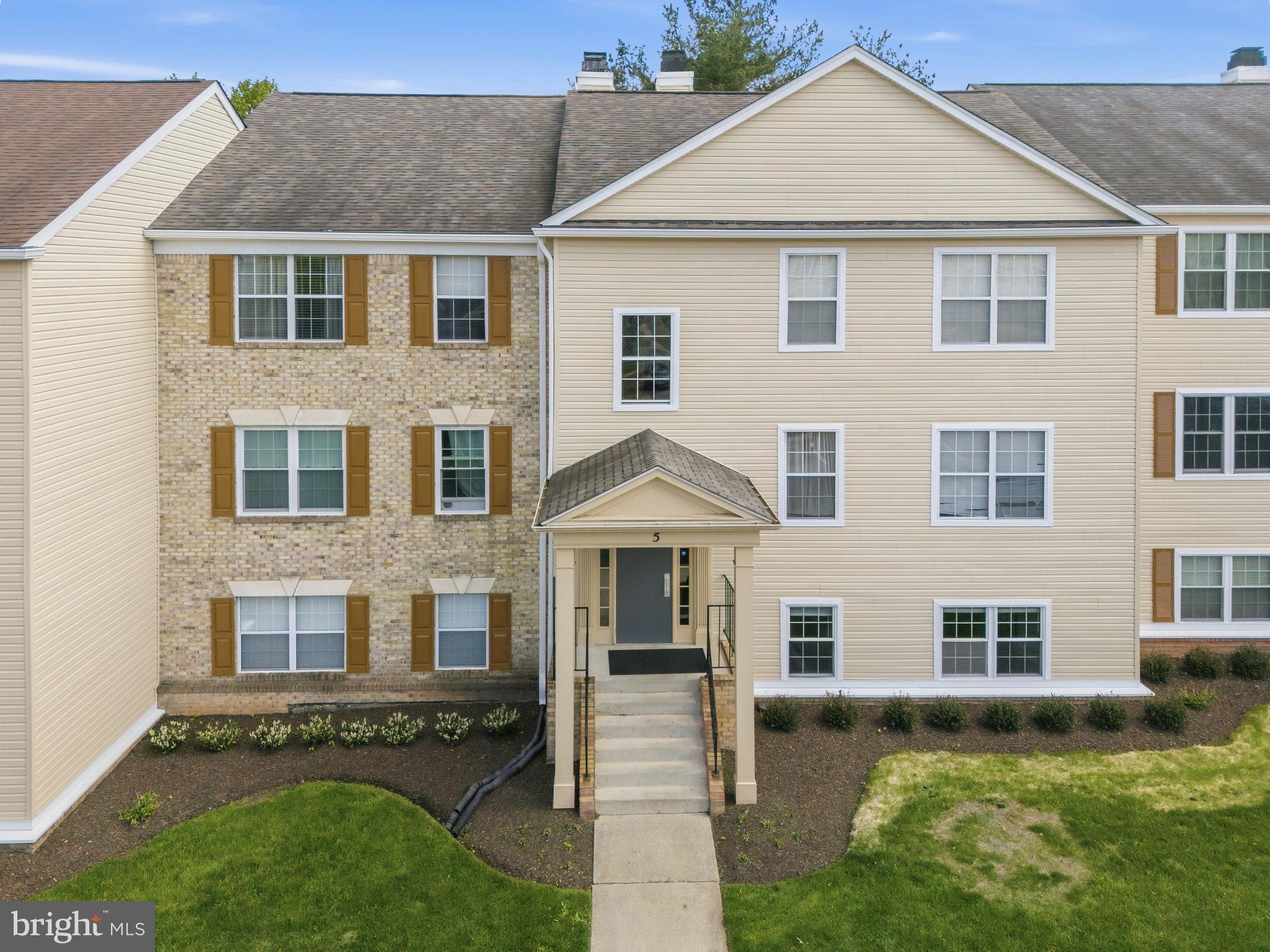 LONGMEAD CROSSING - Residential