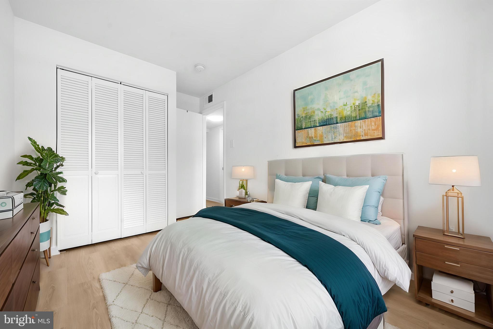 LONGMEAD CROSSING - Residential