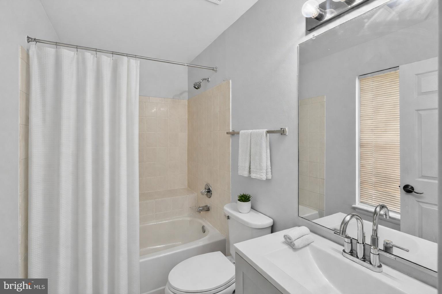 MARLBOROUGH CONDOMINIUM - Residential