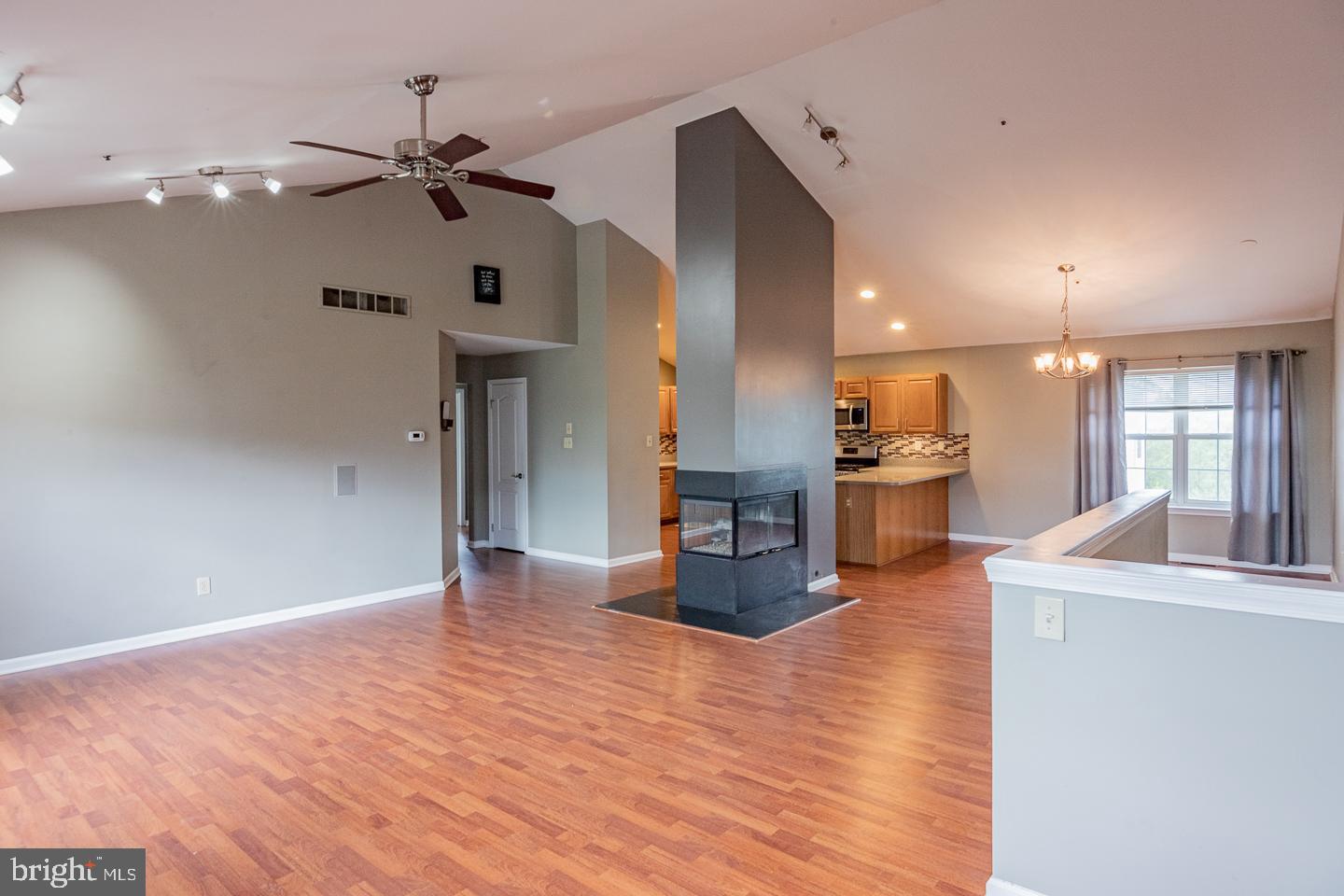 EXTON STATION - Residential