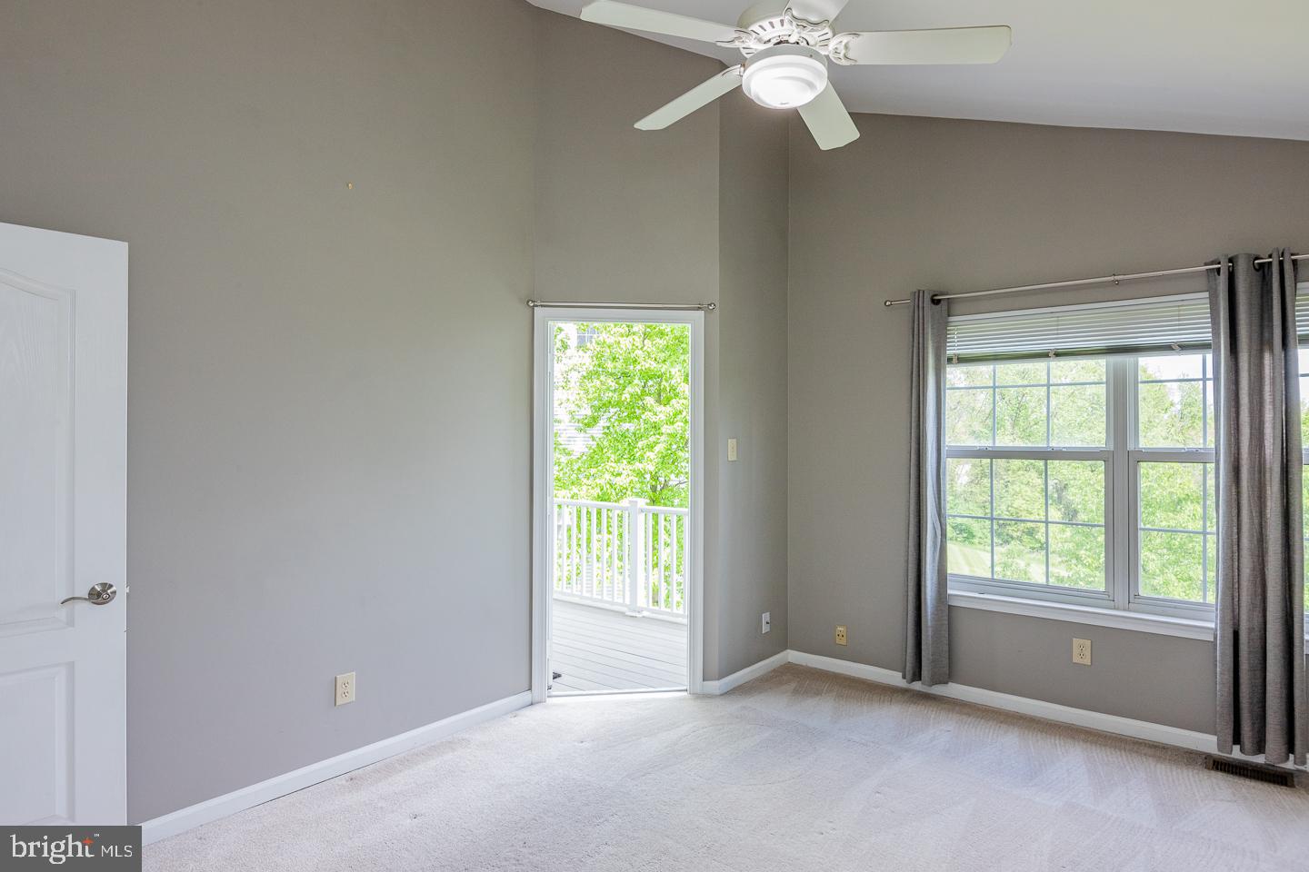 EXTON STATION - Residential