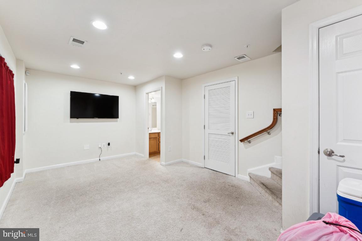 THE PRESERVE AT PISCATAWAY - Residential