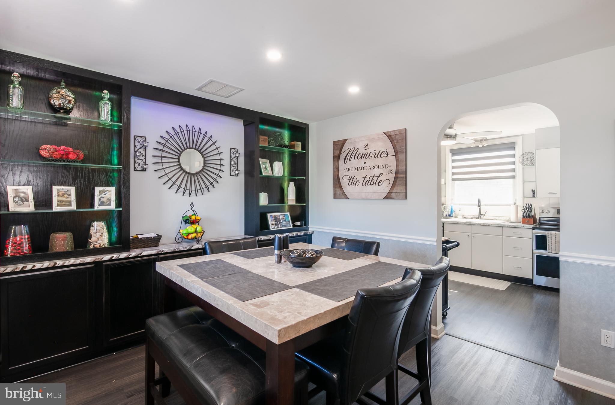 BROAD VIEW FARMS - Residential