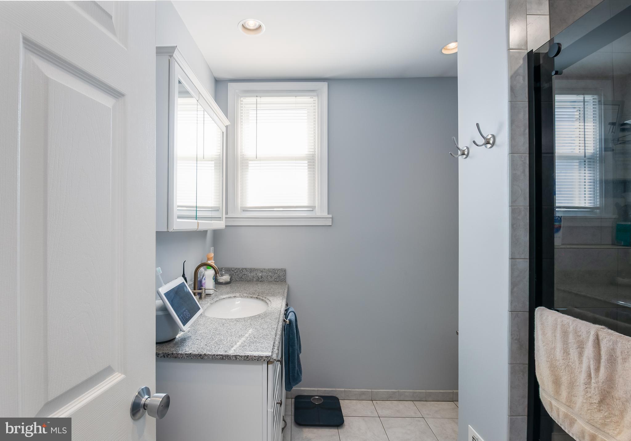 BROAD VIEW FARMS - Residential