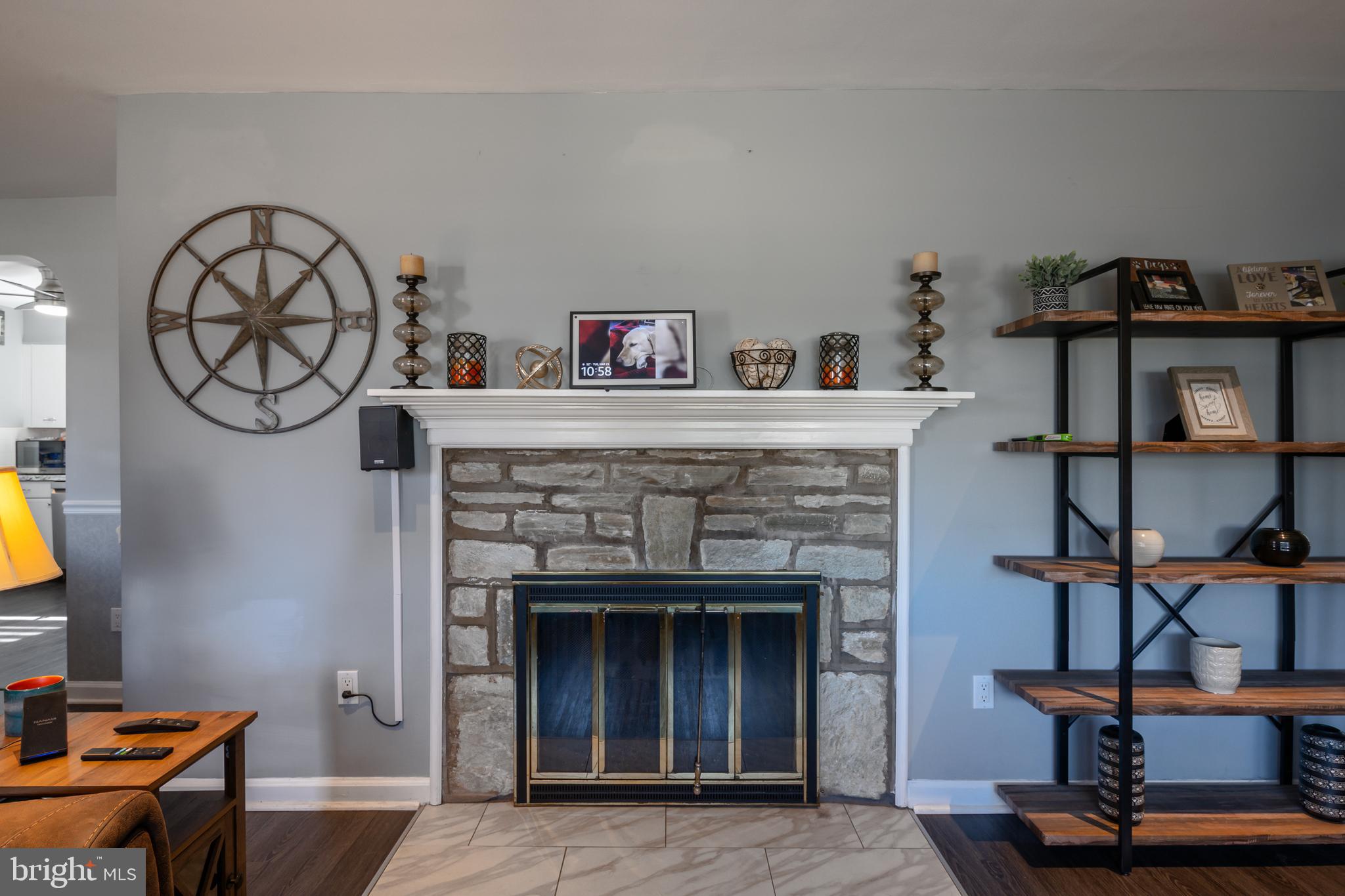 BROAD VIEW FARMS - Residential