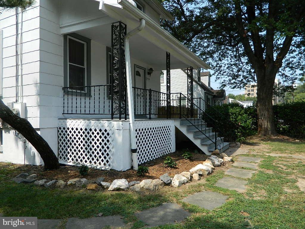 LOCUST SPRINGS - Residential