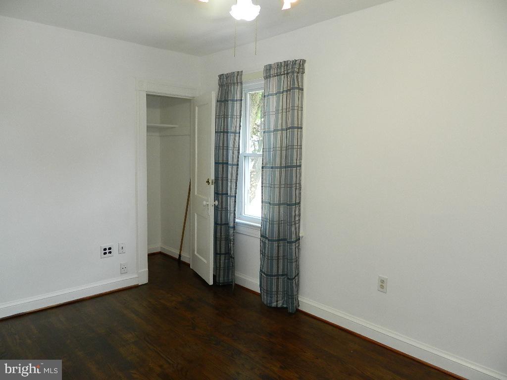 LOCUST SPRINGS - Residential