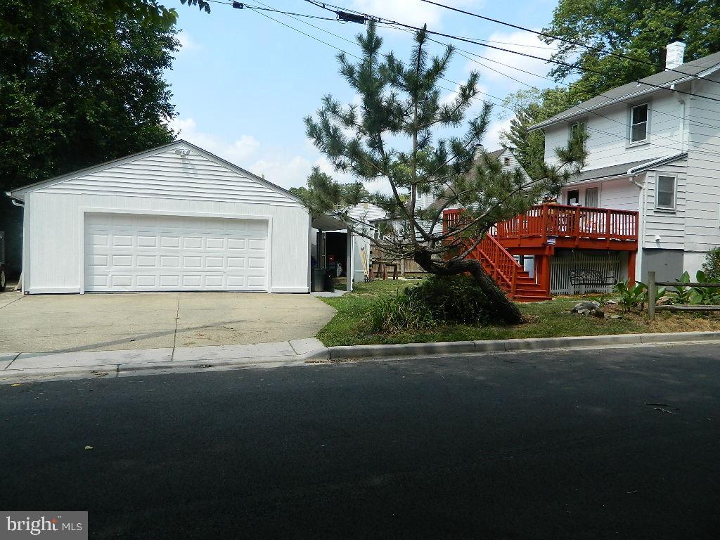 LOCUST SPRINGS - Residential