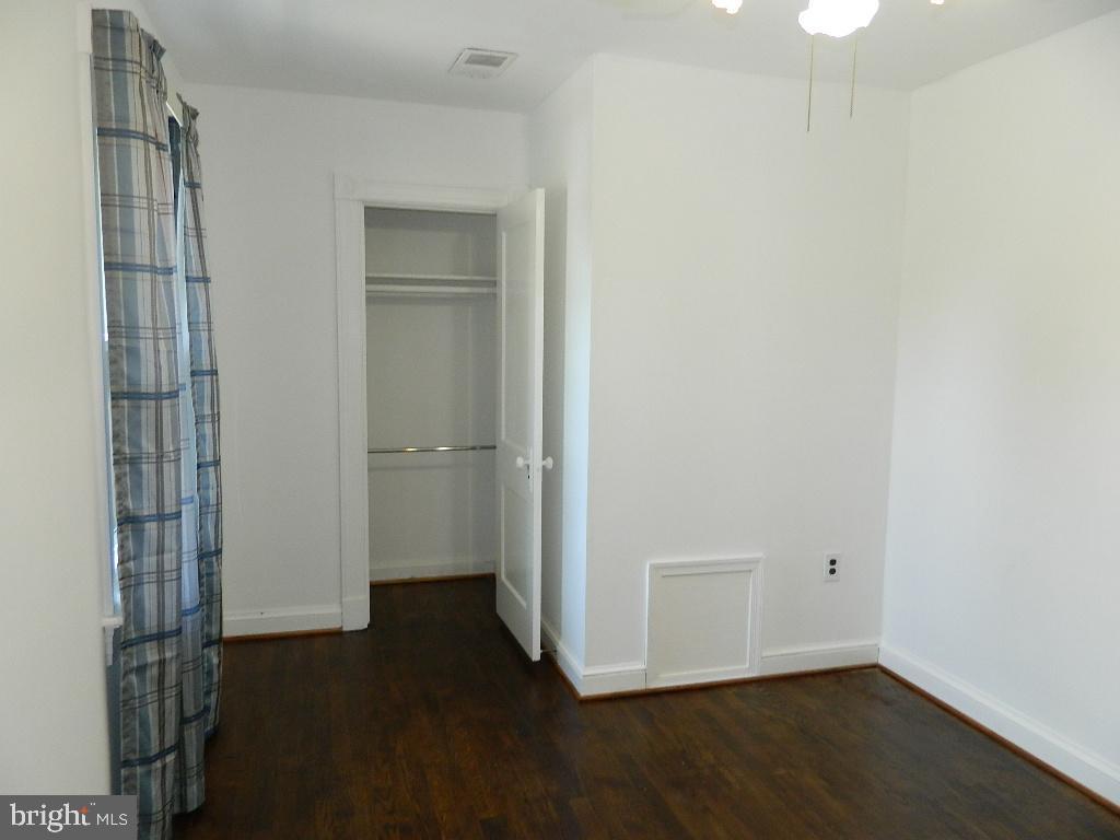 LOCUST SPRINGS - Residential