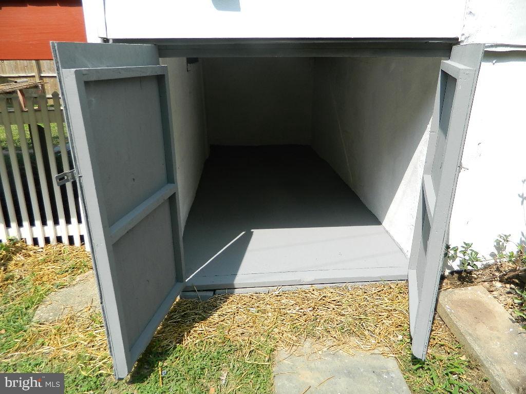 LOCUST SPRINGS - Residential