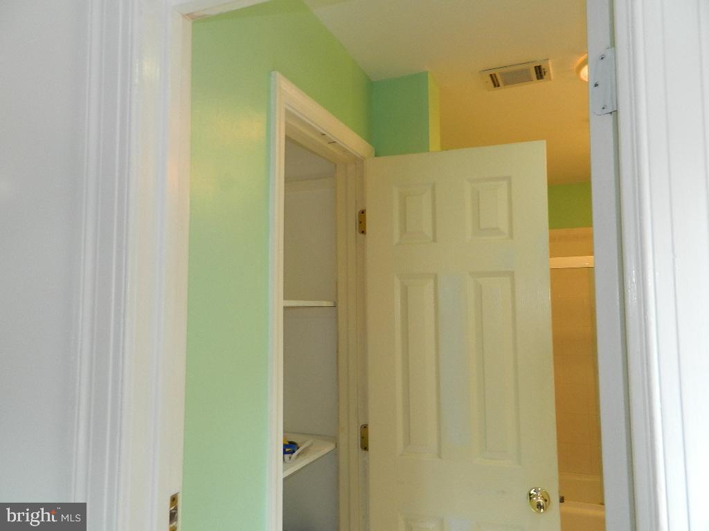 LOCUST SPRINGS - Residential