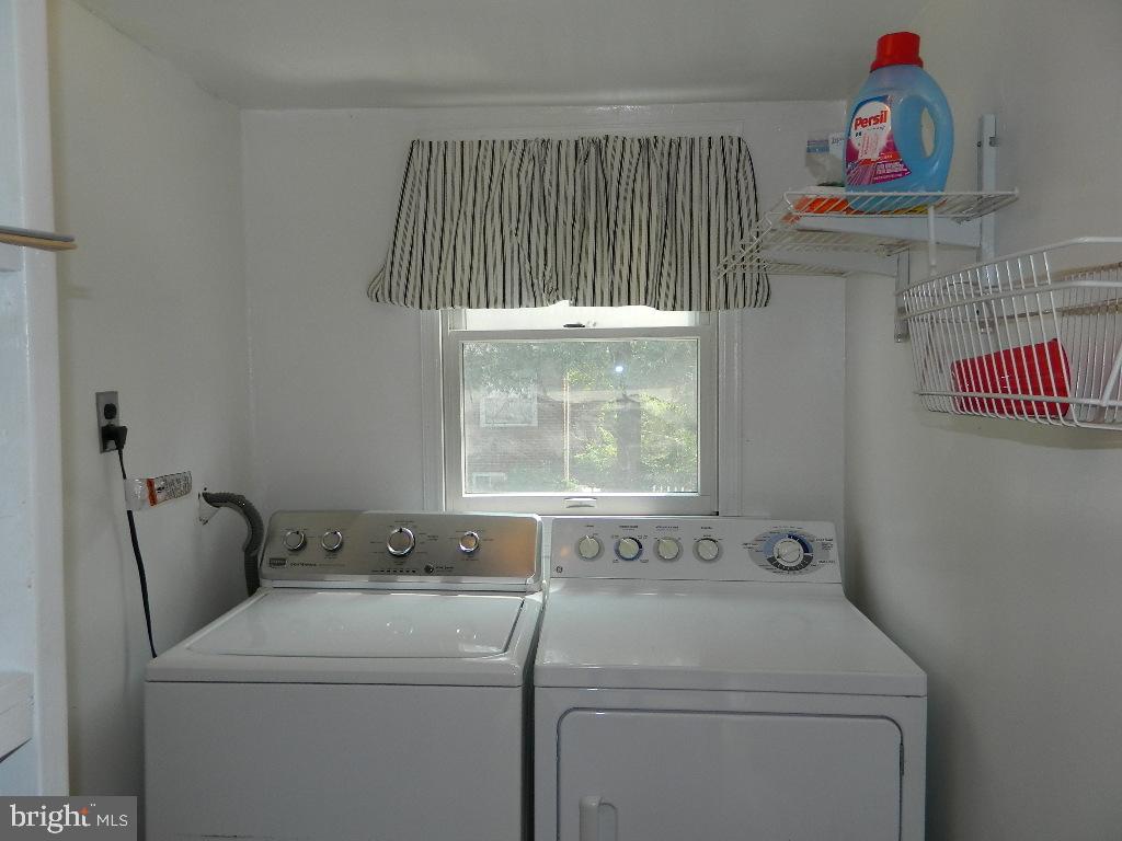 LOCUST SPRINGS - Residential