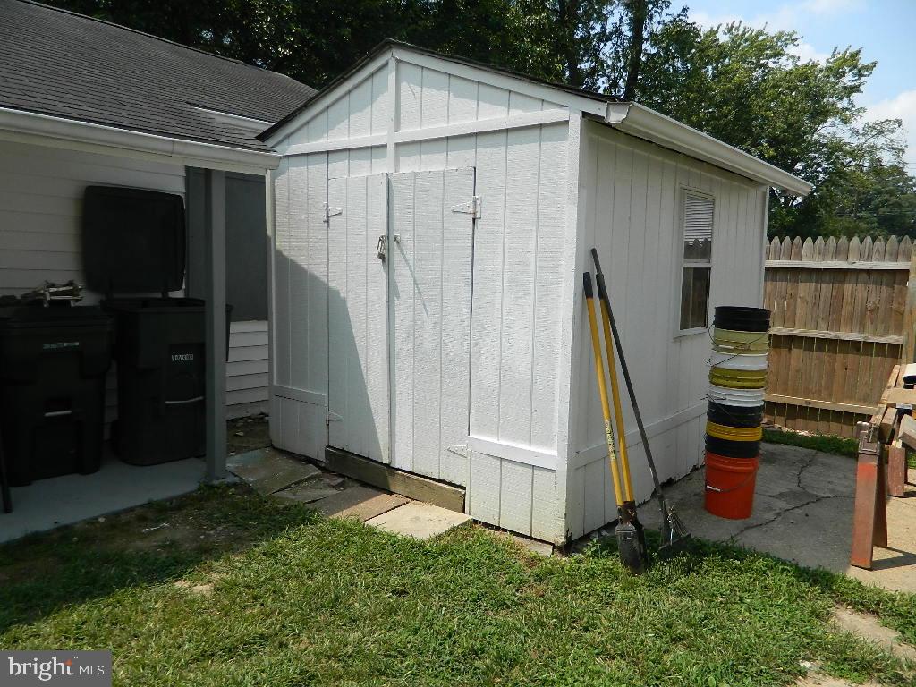 LOCUST SPRINGS - Residential