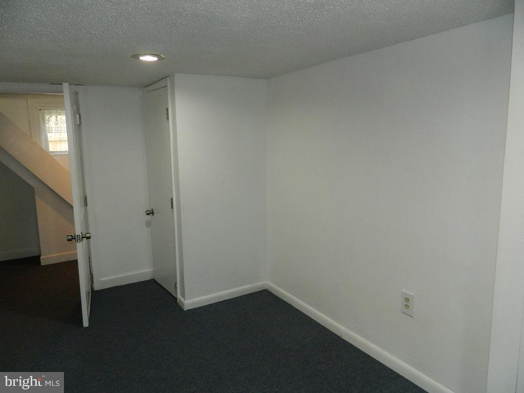 LOCUST SPRINGS - Residential