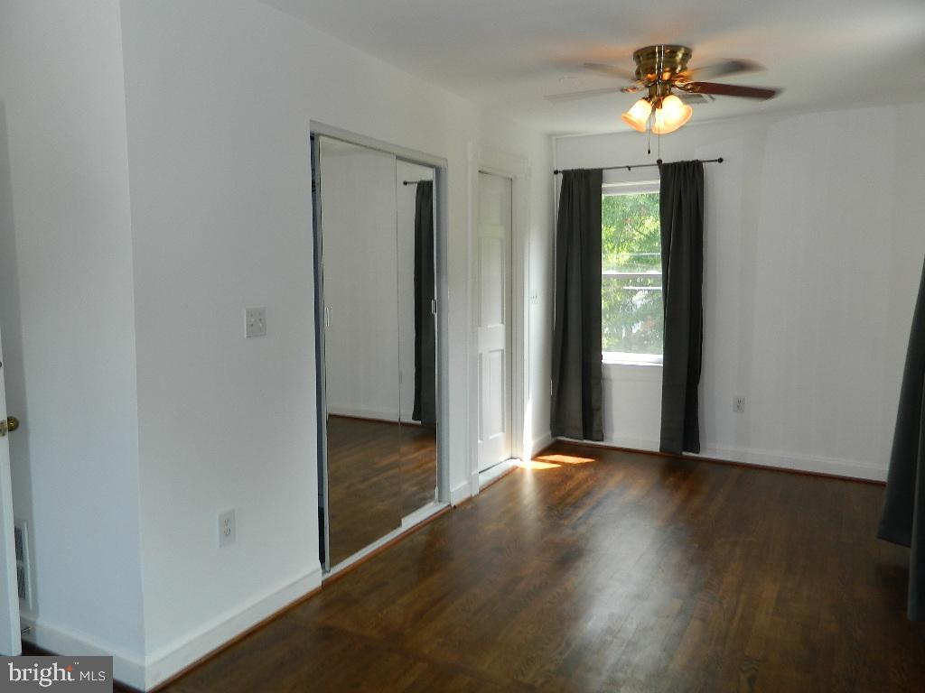 LOCUST SPRINGS - Residential