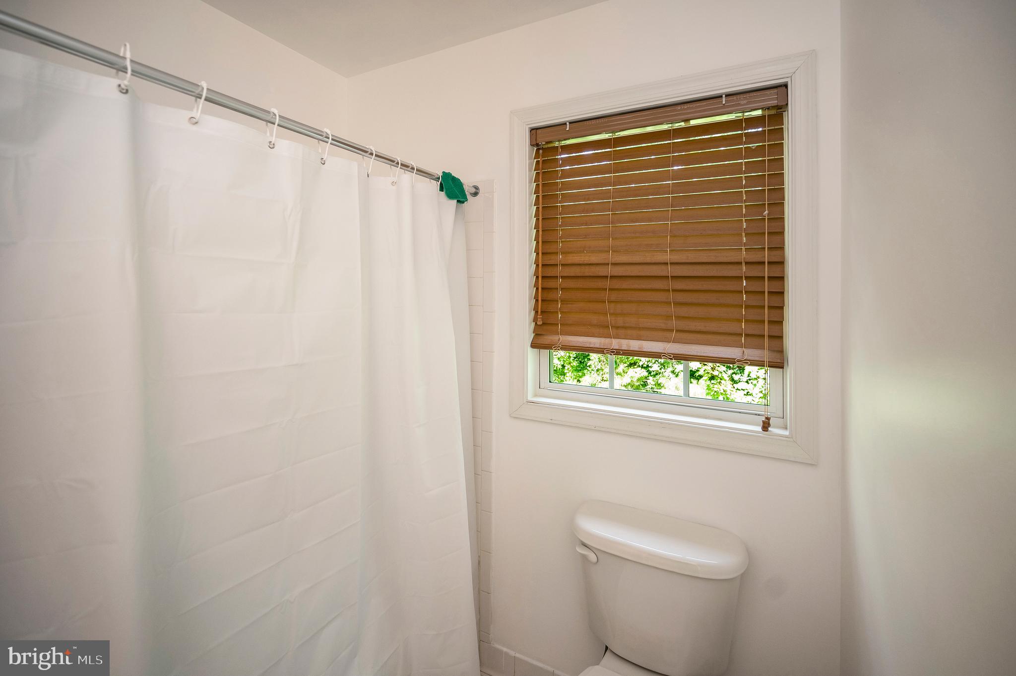 ROYAL OAKS - Residential