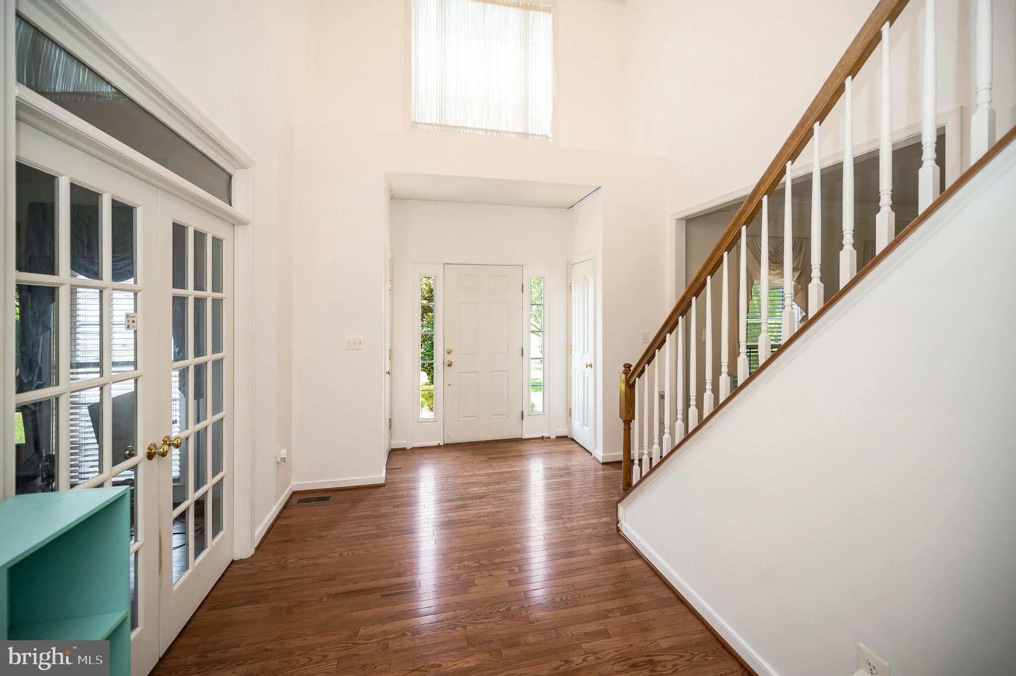 ROYAL OAKS - Residential