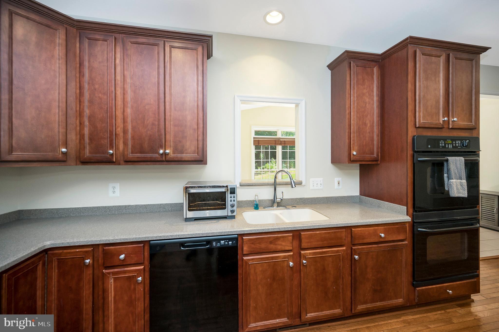 ROYAL OAKS - Residential