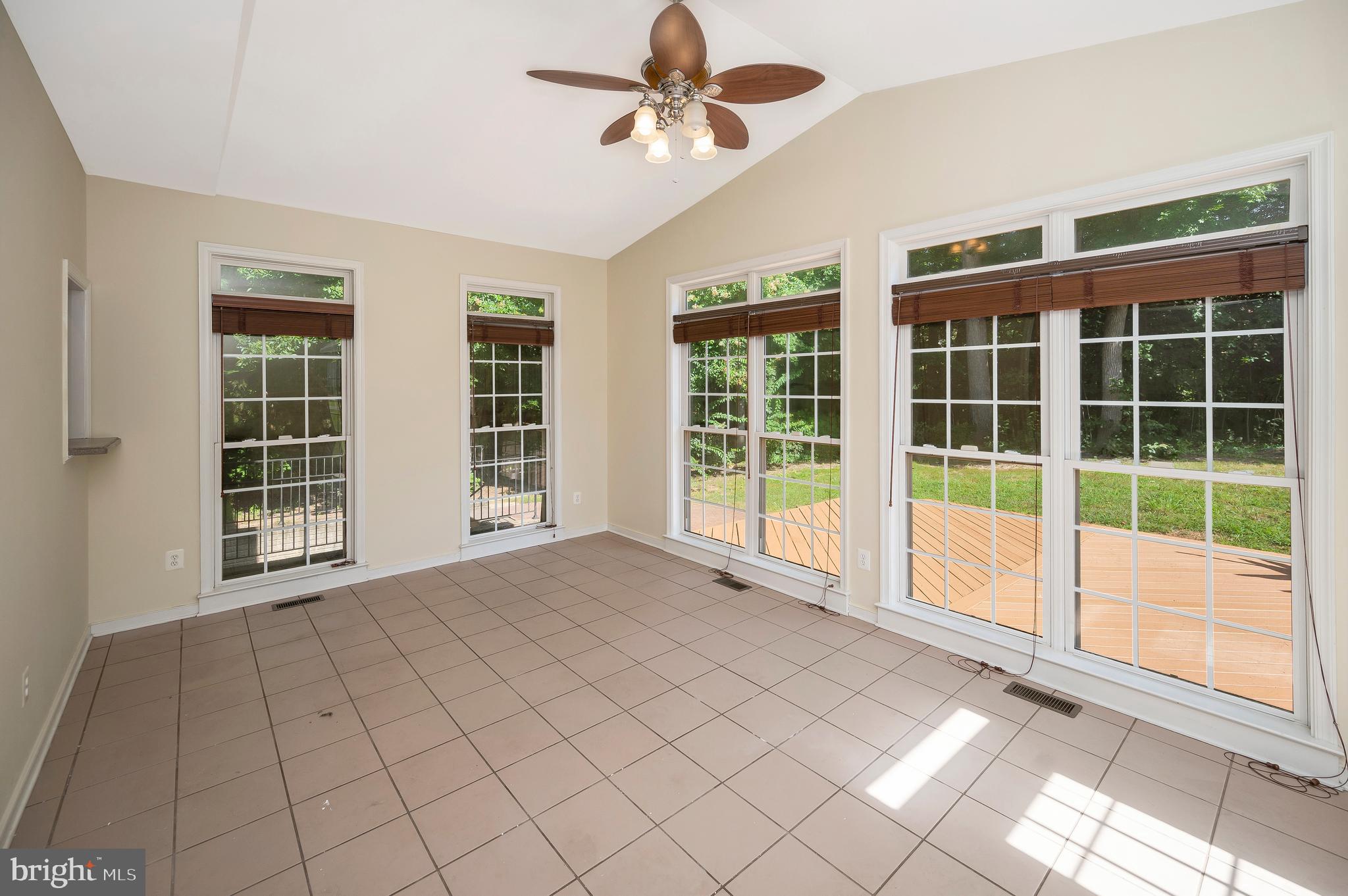 ROYAL OAKS - Residential