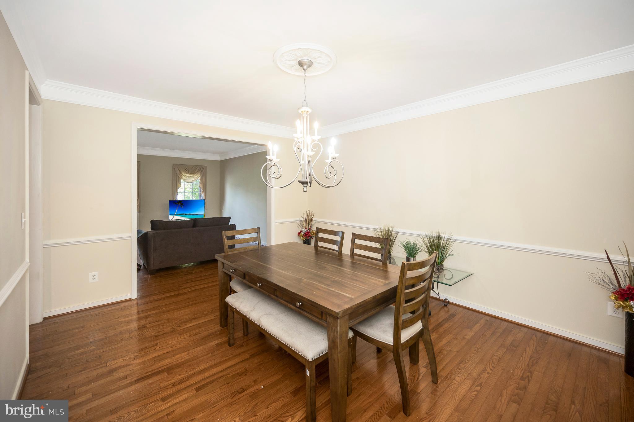 ROYAL OAKS - Residential