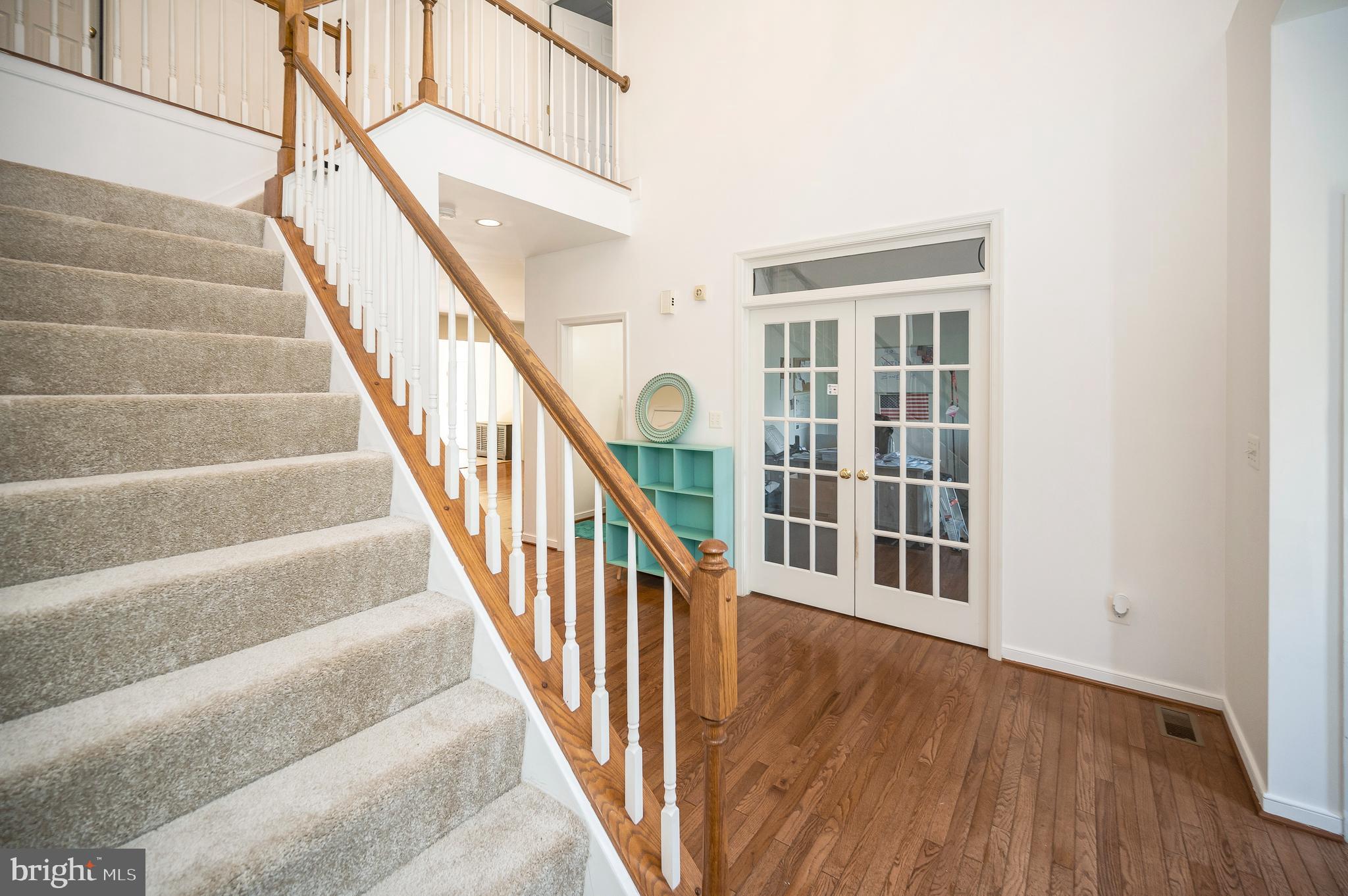 ROYAL OAKS - Residential