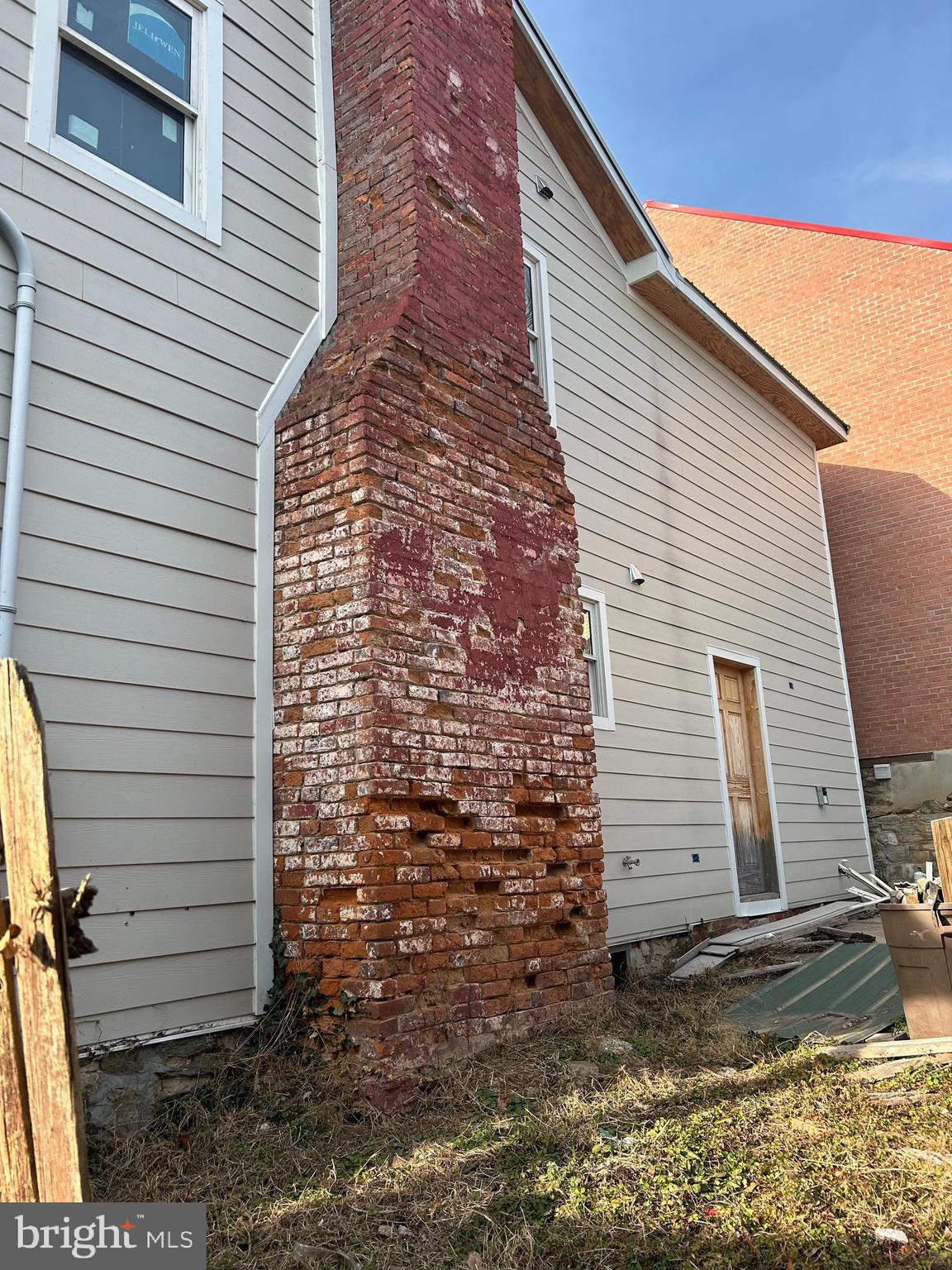 BRUNSWICK - Residential