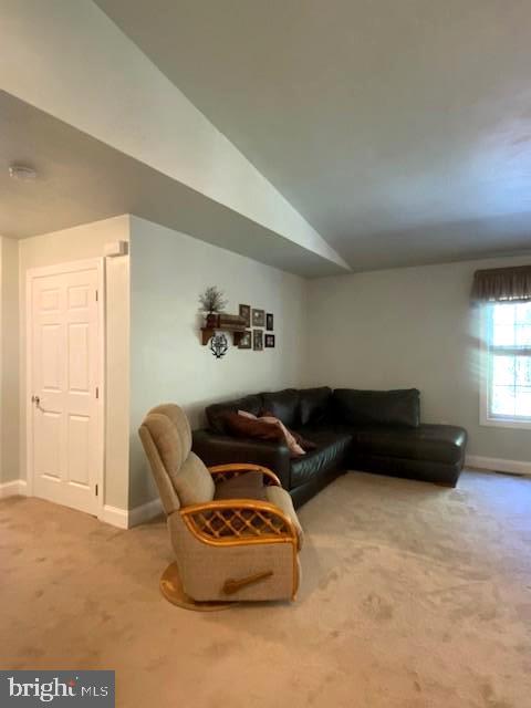 BLUFFS ON THE POTOMAC - Residential