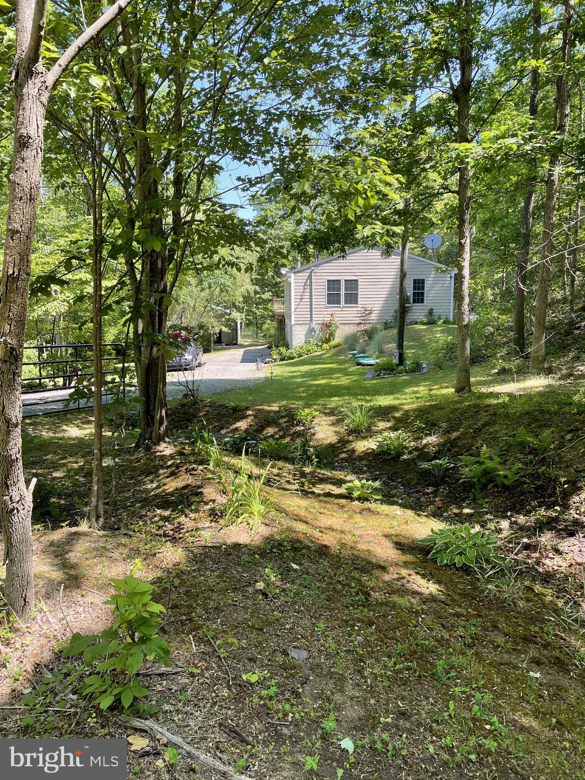 BLUFFS ON THE POTOMAC - Residential
