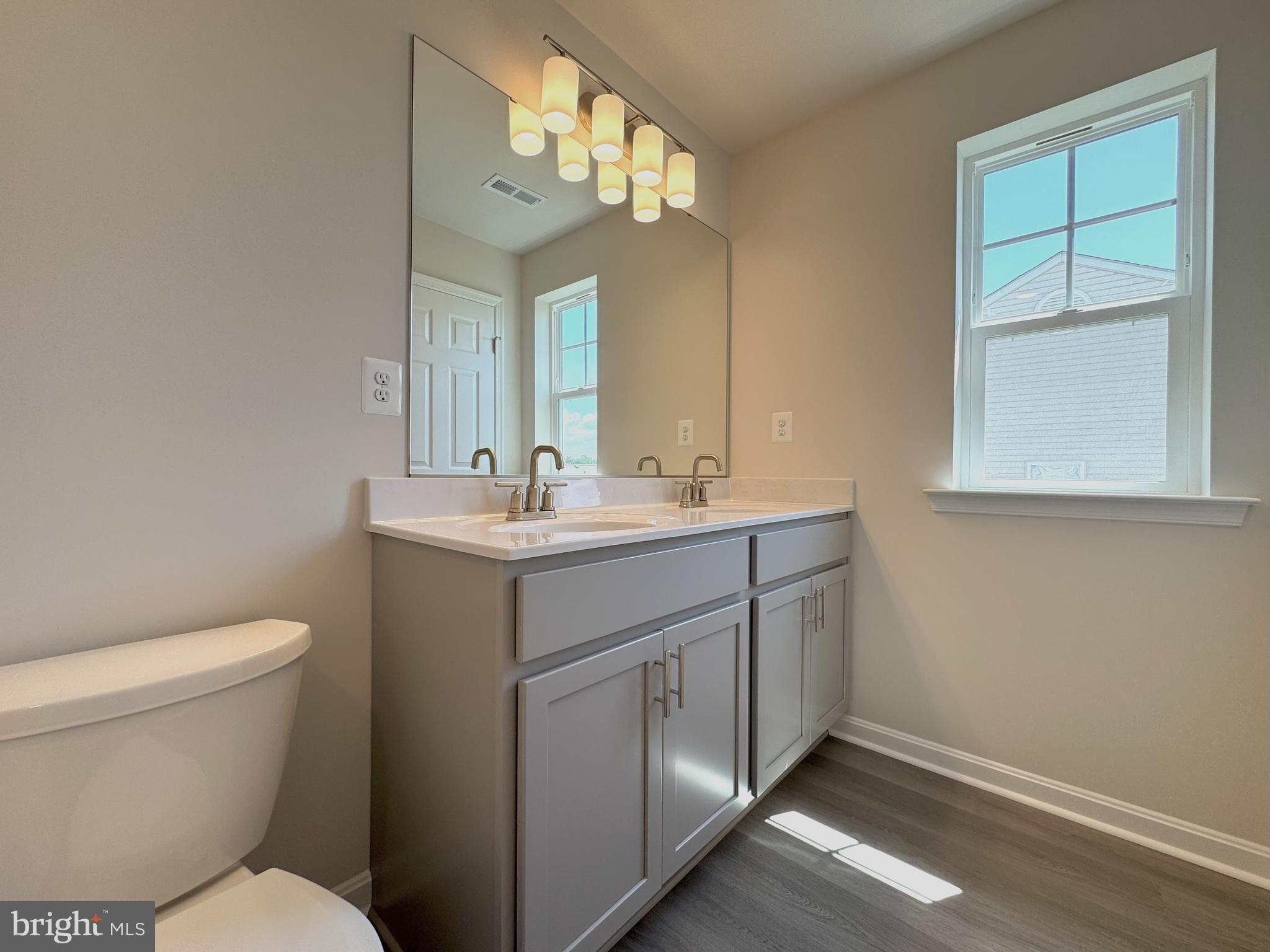 THE TOWNES AT GREENVIEW WEST - Residential Lease