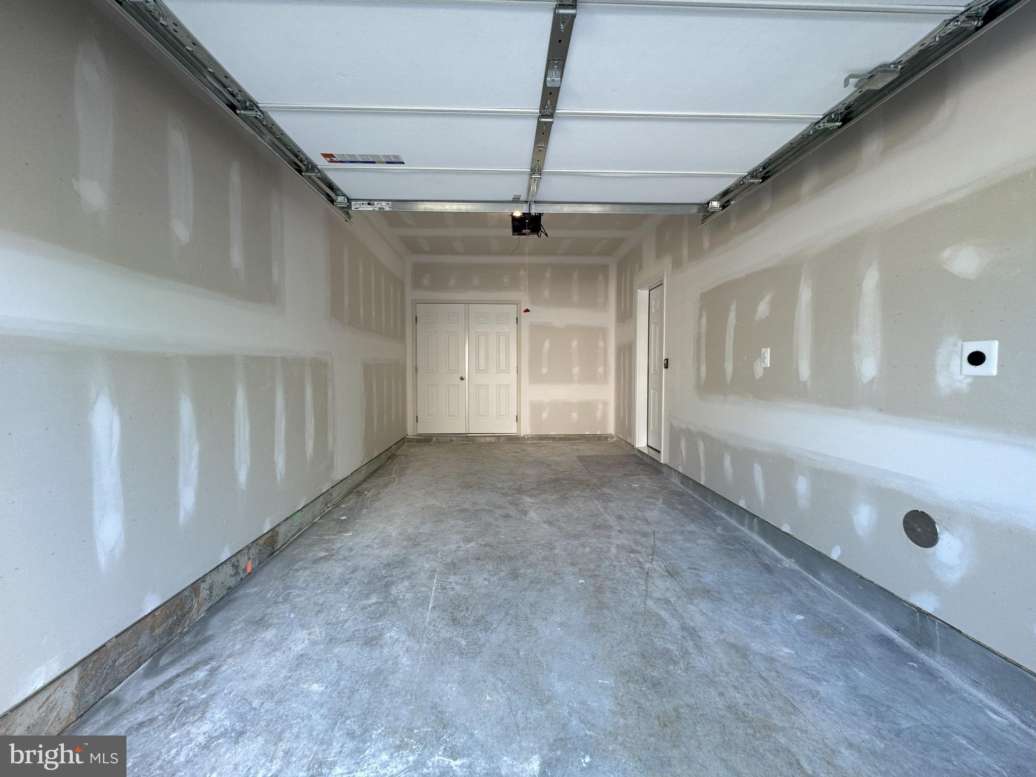 THE TOWNES AT GREENVIEW WEST - Residential Lease