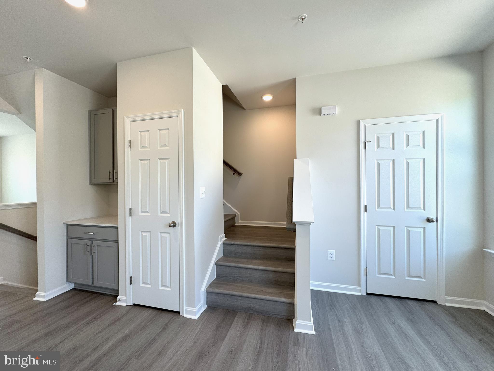 THE TOWNES AT GREENVIEW WEST - Residential Lease