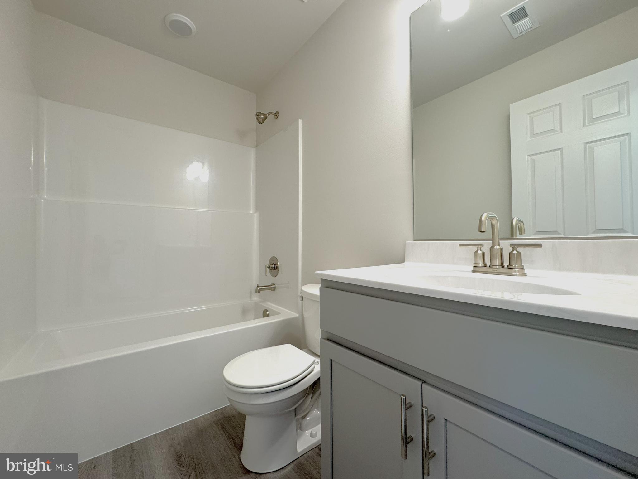 THE TOWNES AT GREENVIEW WEST - Residential Lease