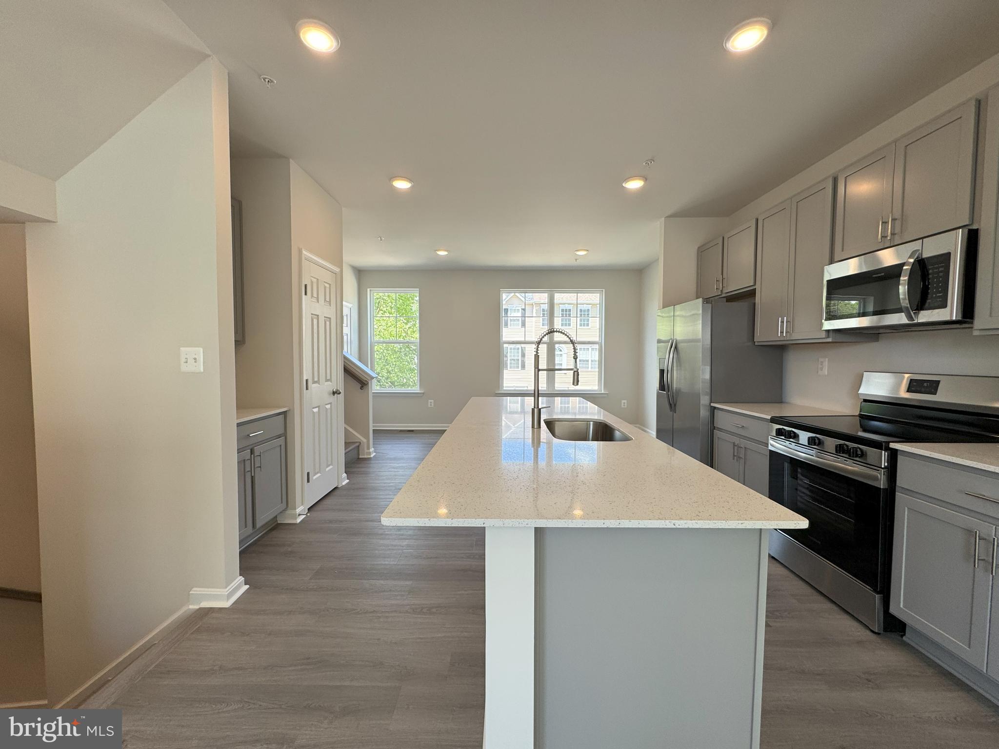 THE TOWNES AT GREENVIEW WEST - Residential Lease