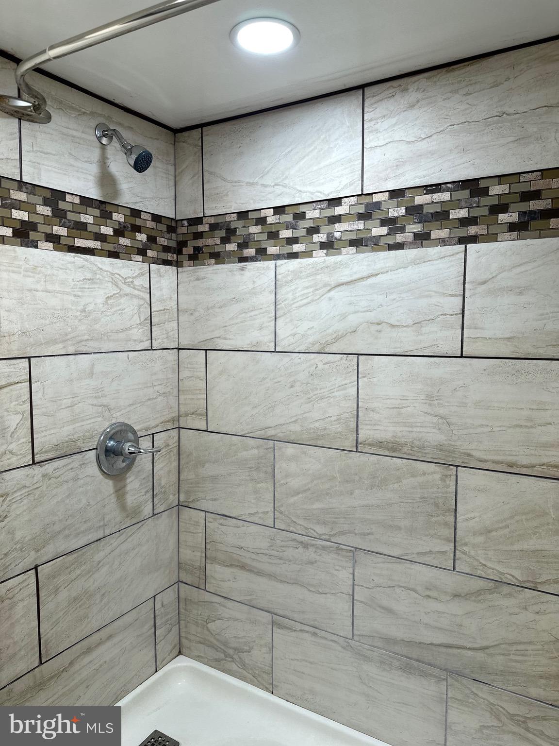 KNETTISHALL - Residential