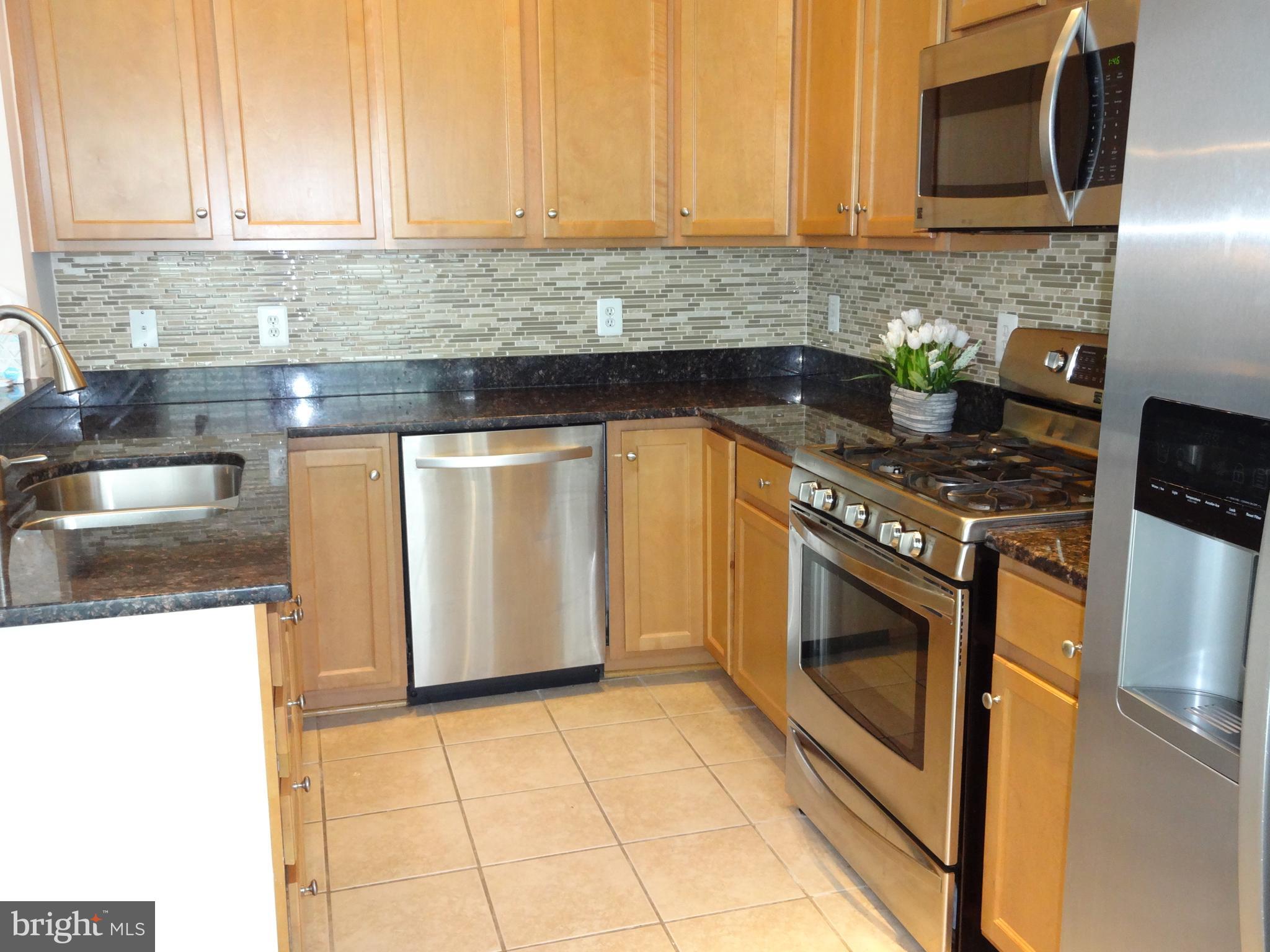 FAIRCREST - Residential