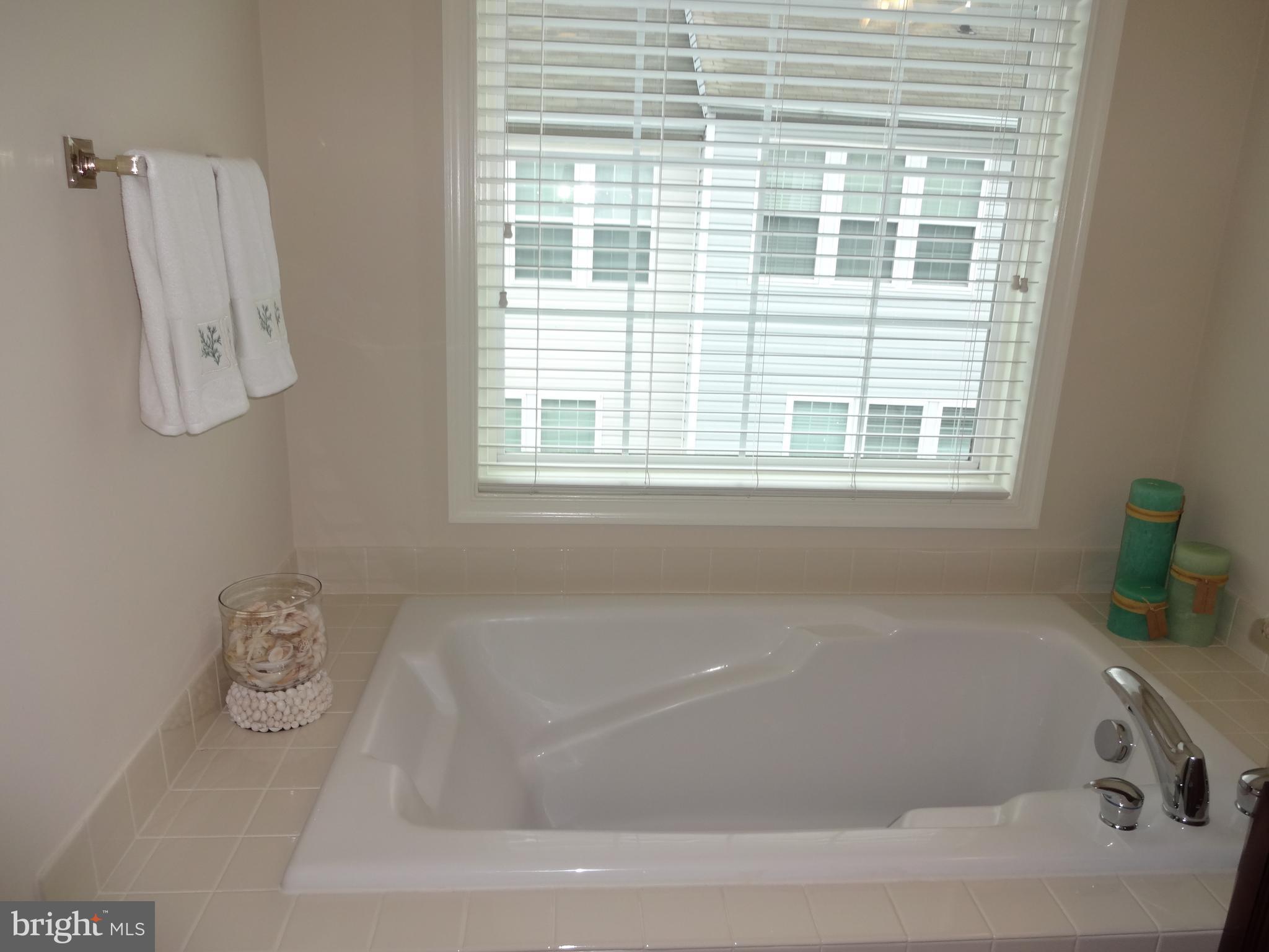 FAIRCREST - Residential