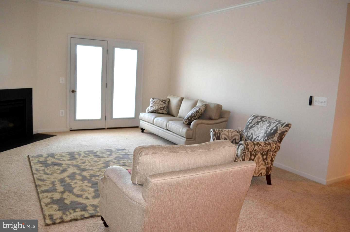 VILLAGES AT BROADLANDS CONDO - Residential Lease