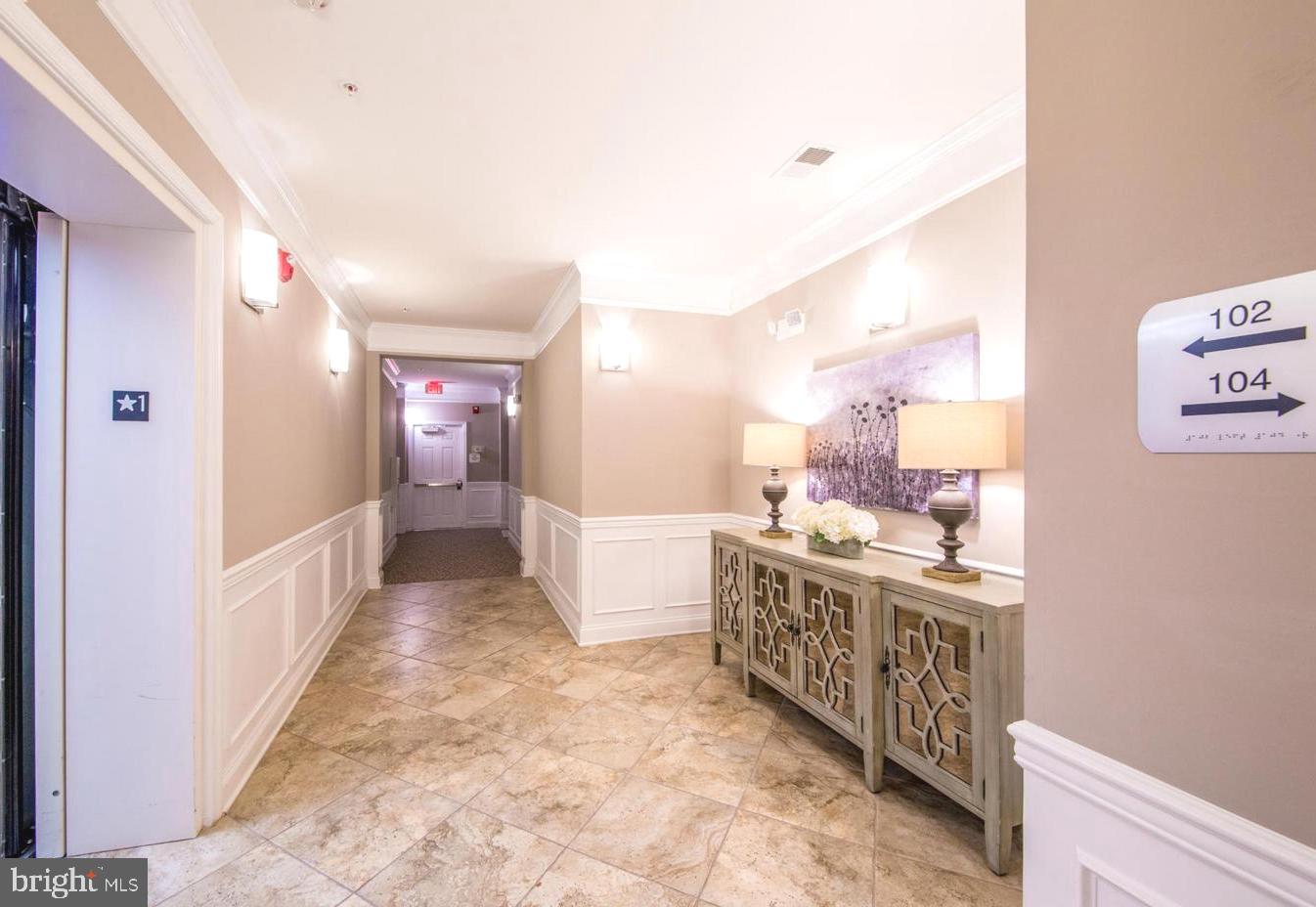 VILLAGES AT BROADLANDS CONDO - Residential Lease