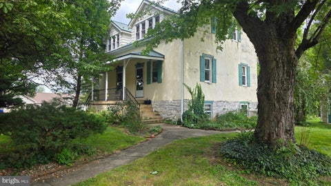 Homes For Sale - 43 Harmony Hall Drive<br/> CARLISLE, PA 17015