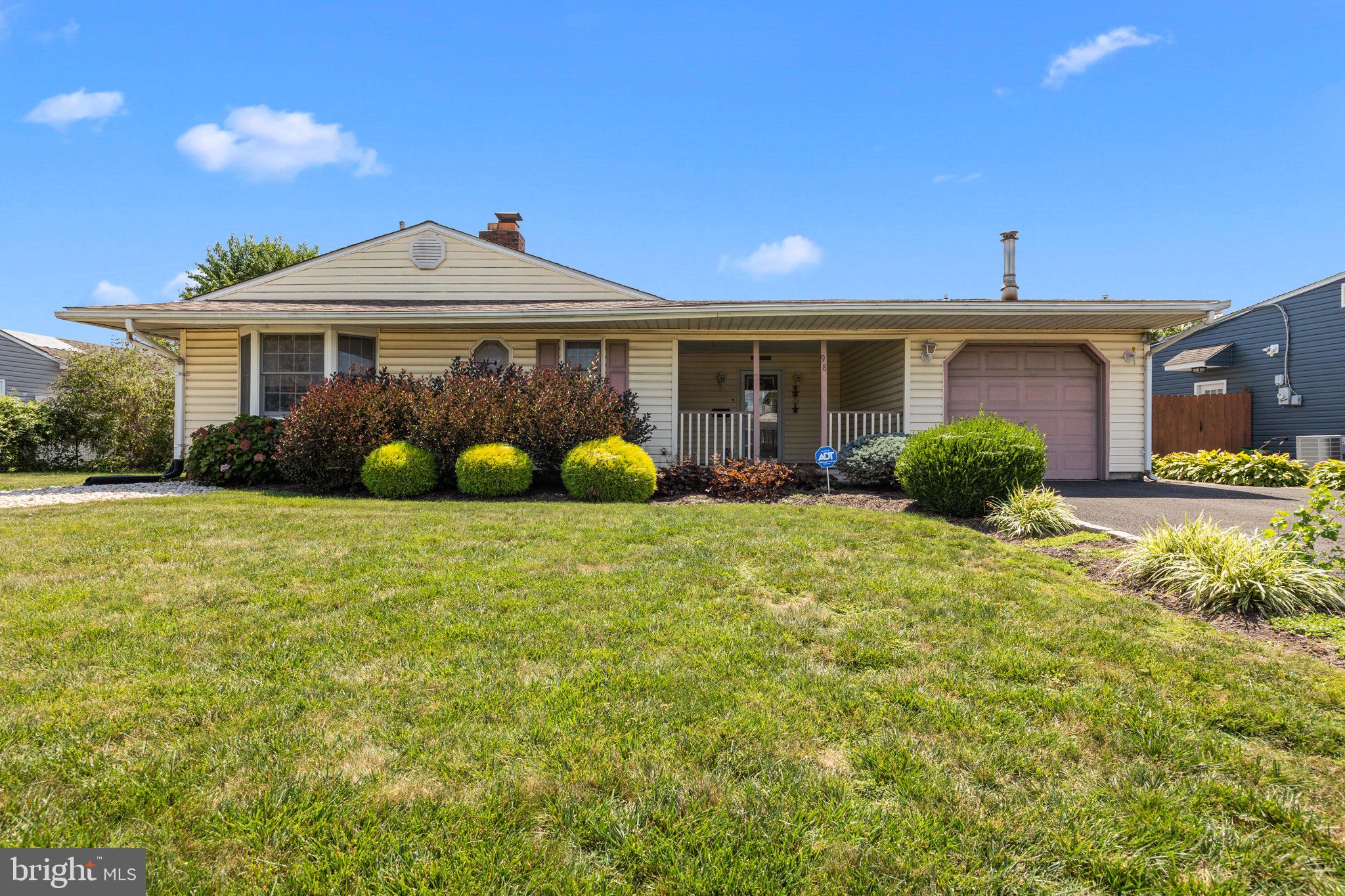 98 PINEWOOD DRIVE
