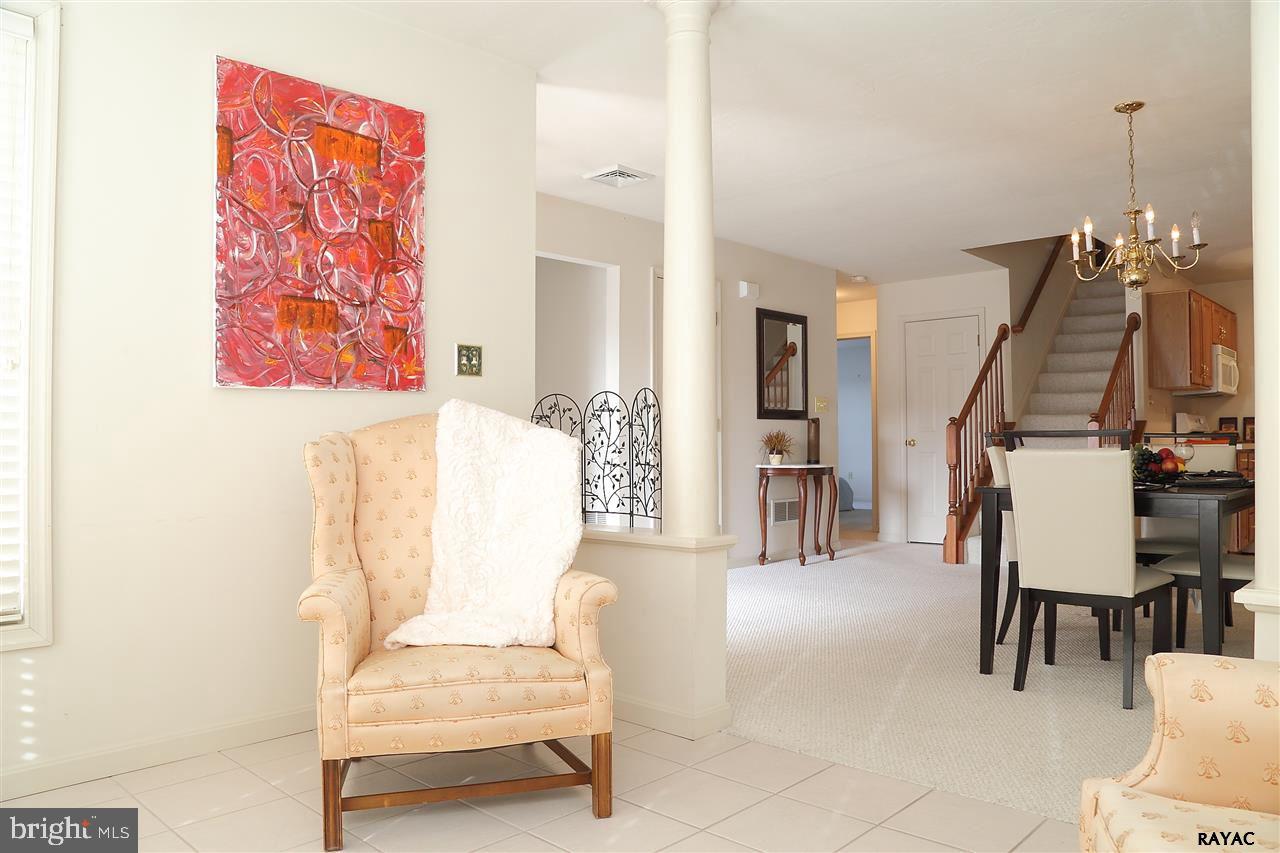 WELLINGTON GREENS - Residential