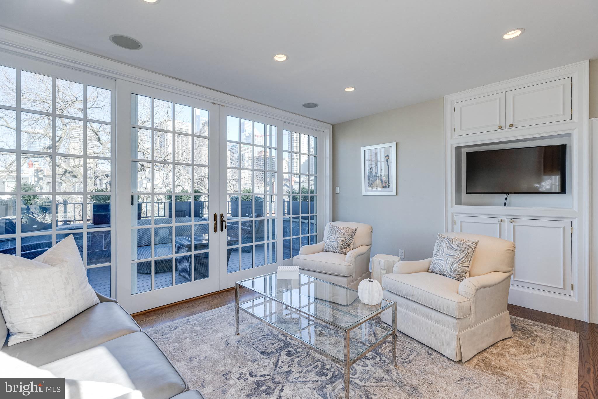 RITTENHOUSE SQUARE - Residential