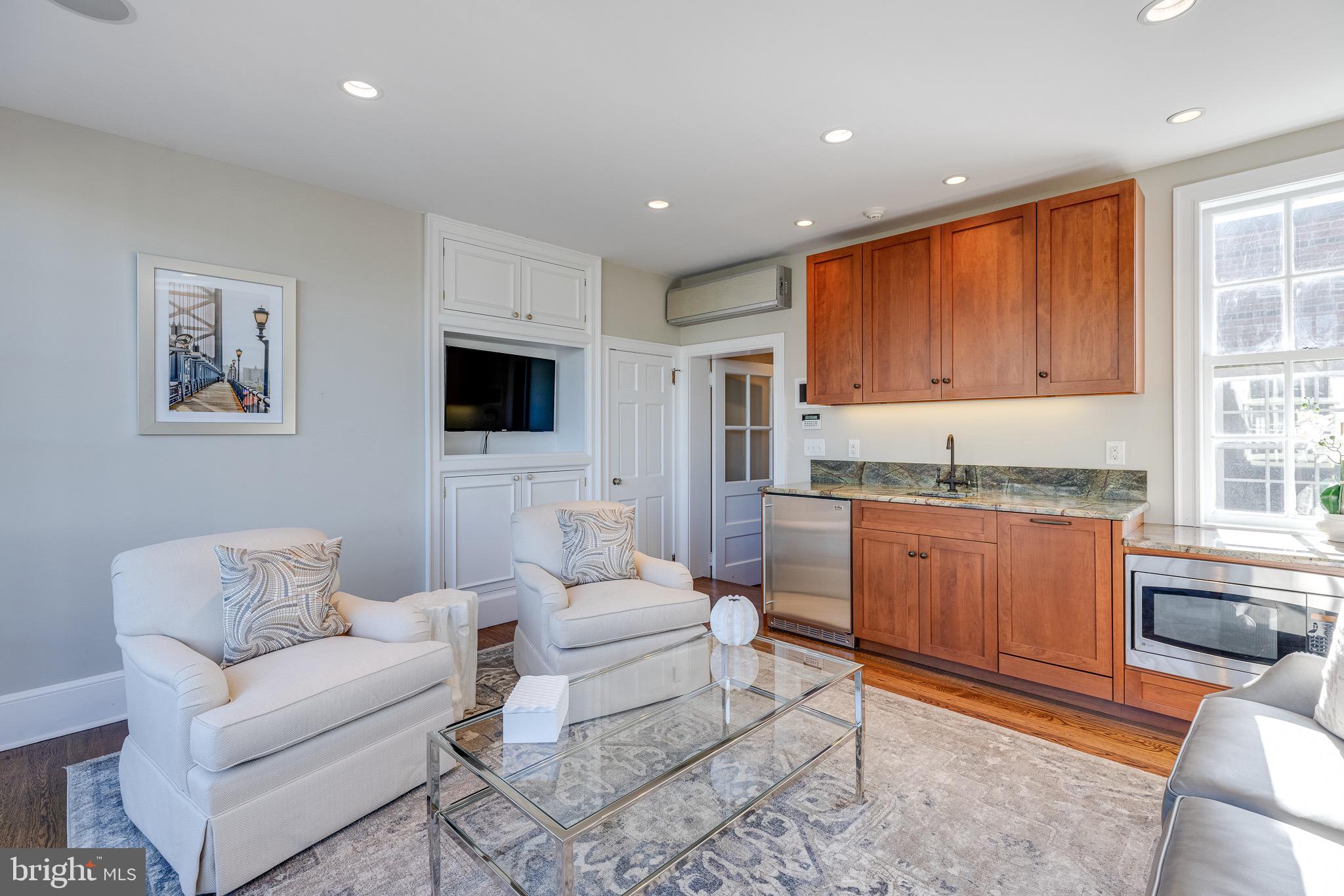 RITTENHOUSE SQUARE - Residential