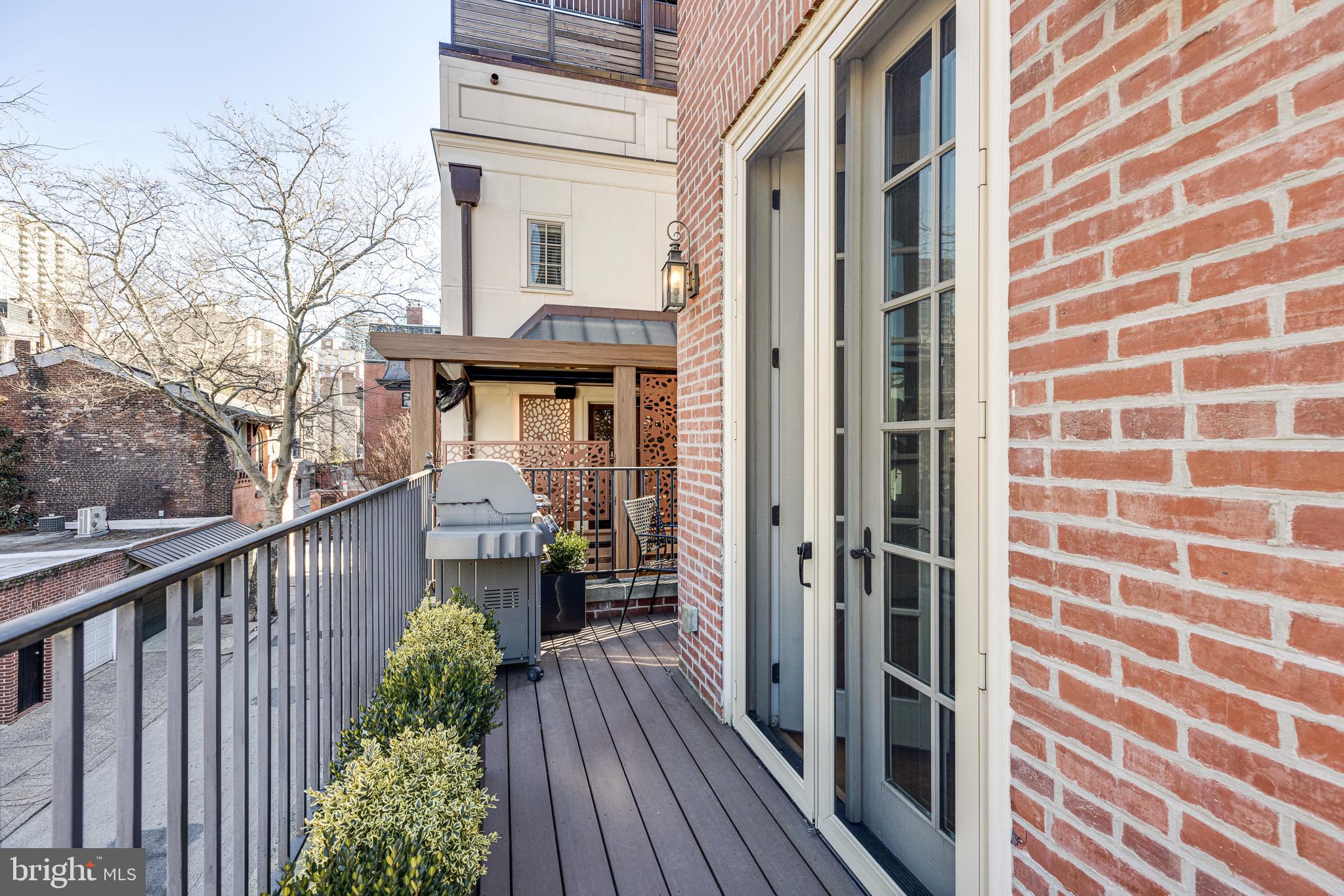 RITTENHOUSE SQUARE - Residential