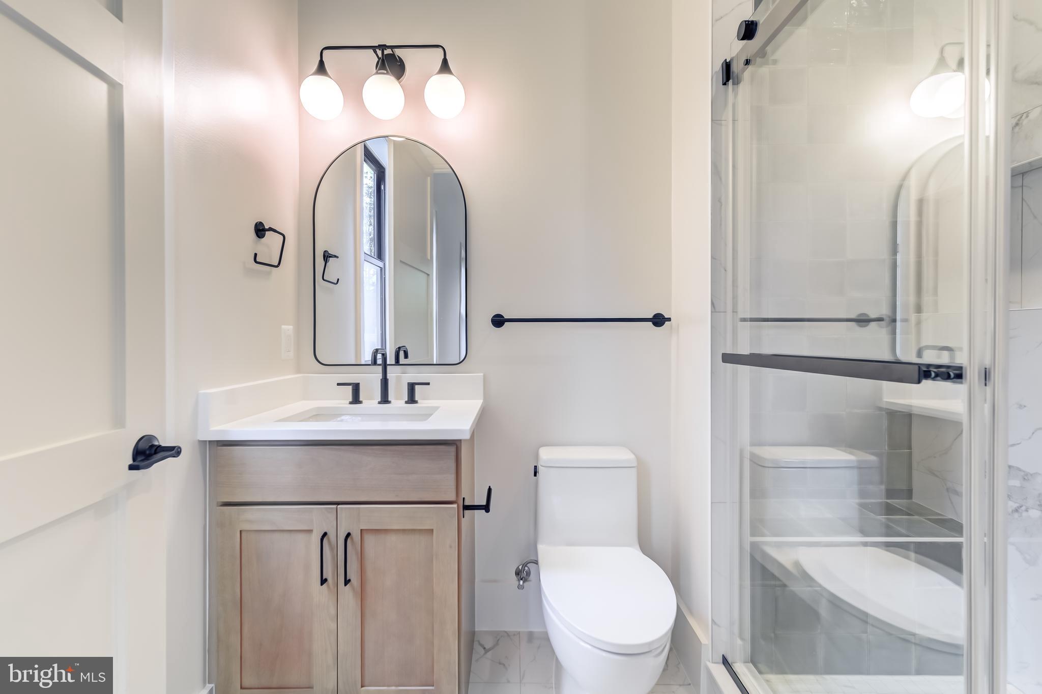 VIENNA WOODS - Residential