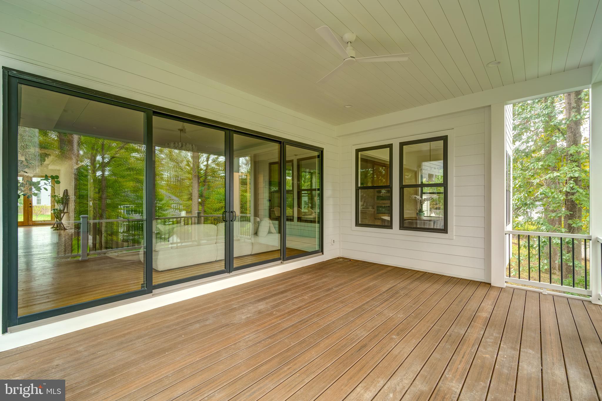 VIENNA WOODS - Residential