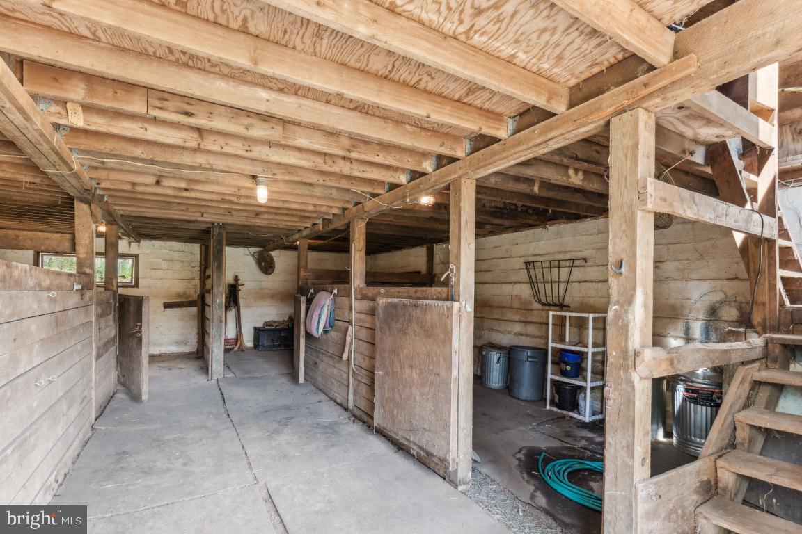 HUNTERS VALLEY MINCHEWS - Residential