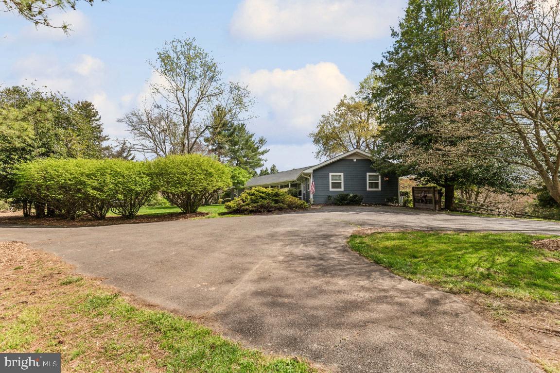 HUNTERS VALLEY MINCHEWS - Residential